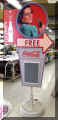 Cola standy.jpg (219579 tavu(a))